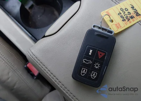 2012 Volvo S60 T5 z USA, uszkodzony, nr VIN YV1622FSXC2037083